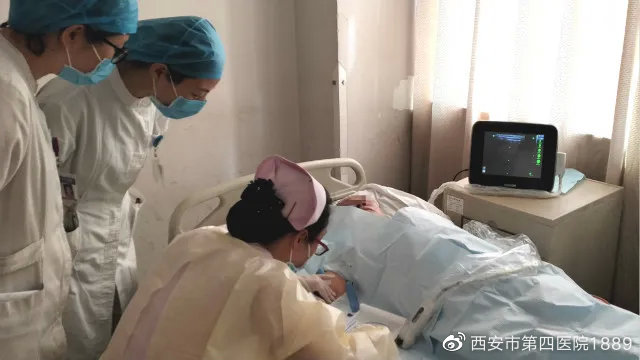 说明: https://wx1.sinaimg.cn/large/005EkqLuly4gf7w4v3wioj30hs0a0aab.jpg