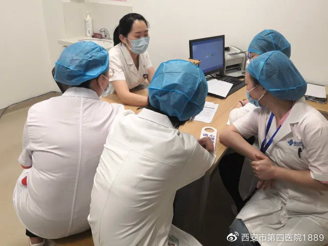 说明: https://wx1.sinaimg.cn/large/005EkqLuly4gh9uax963mj30hs0dcq3e.jpg