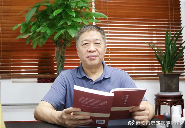 说明: https://wx2.sinaimg.cn/large/005EkqLuly4ghnqrhdvgaj30hs0ccdgi.jpg