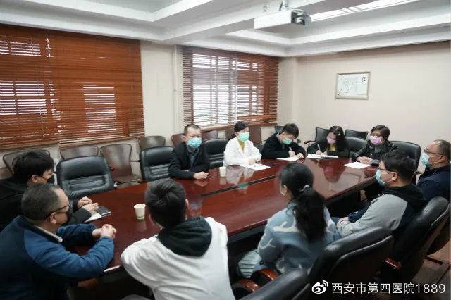 说明: https://wx1.sinaimg.cn/large/005EkqLuly4gdiz72vw19j30hs0budgh.jpg